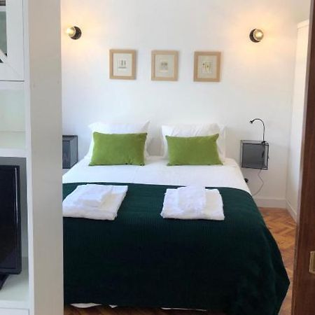 New Apartment On The Beach กาชไกช์ ภายนอก รูปภาพ